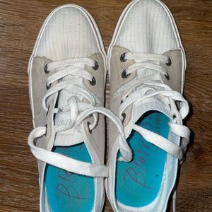 Women’s blowfish sneakers